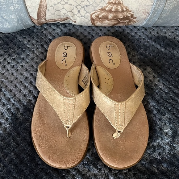 BOC flip-flops - Picture 2 of 9